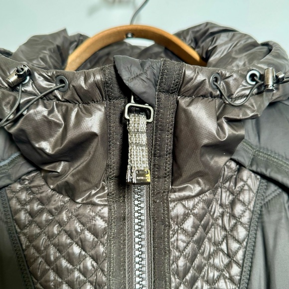 Aᴛʜʟᴇᴛᴀ Rᴏᴄᴋ ʀɪᴅɢᴇ Pʀɪᴍᴀʟᴏꜰᴛ ʜᴏᴏᴅᴇᴅ Jᴀᴄᴋᴇᴛ - Picture 5 of 13